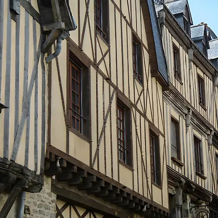 L'envolee, Proche Gare Sncf, Confort, Netflix Laval (Mayenne)